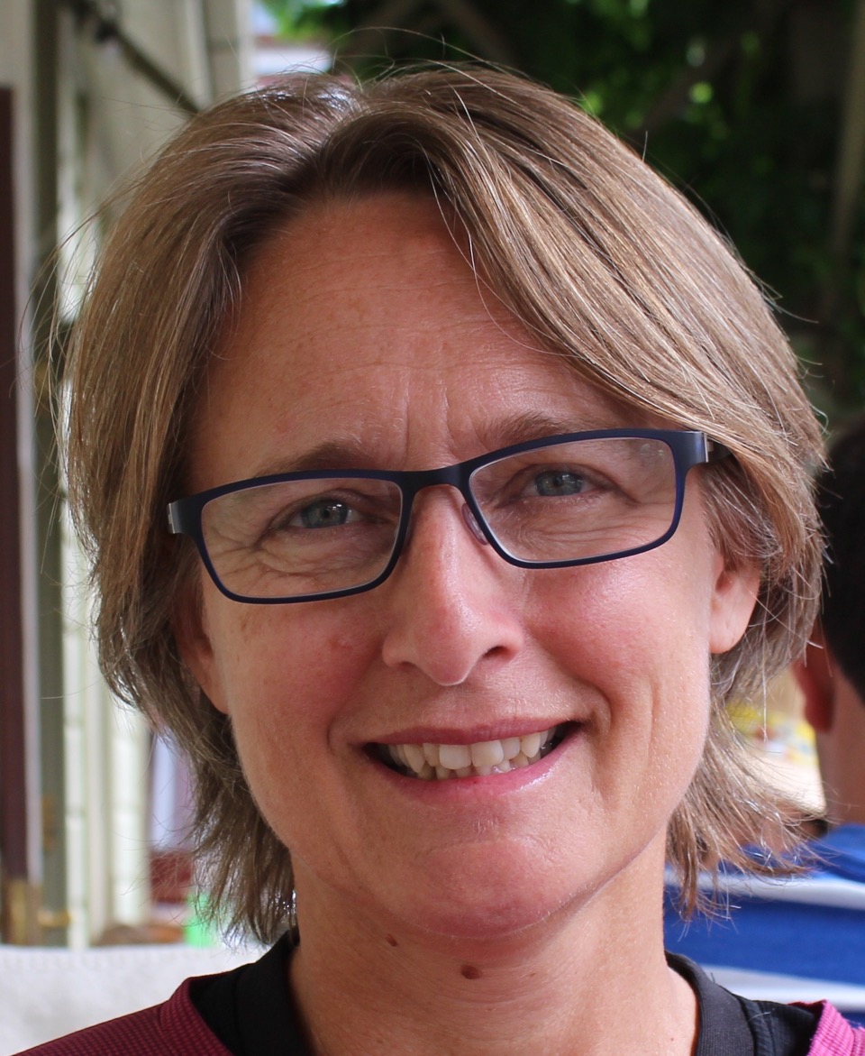 Emeritus Professor Louise Edwards Headshot 